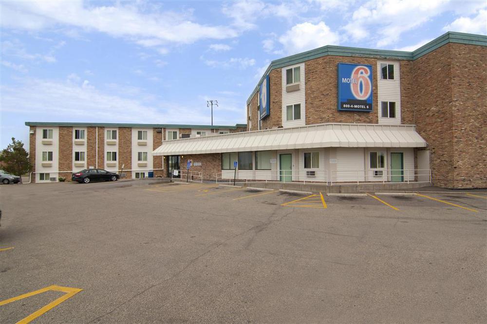 Motel 6 Minneapolis Airport - Mall Of America Exterior photo