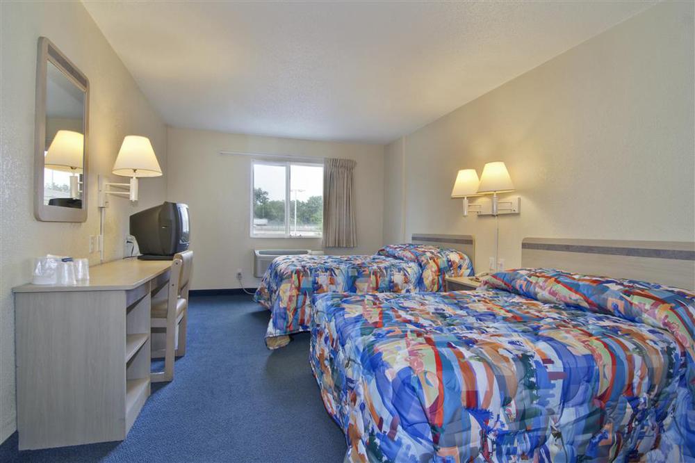 Motel 6 Minneapolis Airport - Mall Of America Room photo